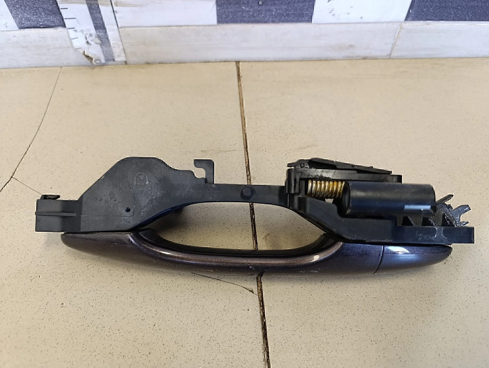 Кронштейн ручки Hyundai-KIA ix35/Tucson 2010-2015 - миниатюра 4