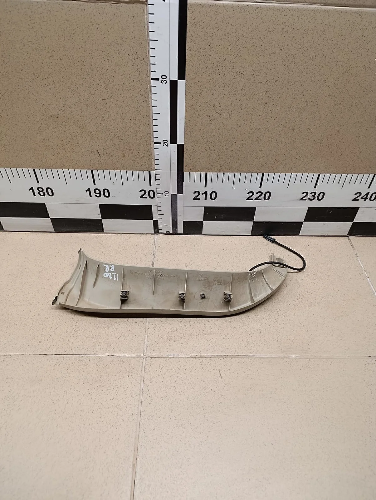 Обшивка двери багажника NISSAN Note (E11) 2006-2013 - миниатюра 5
