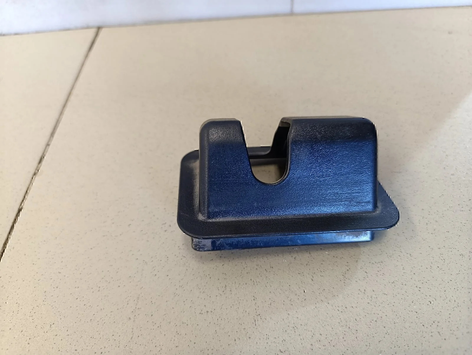 Накладка (кузов внутри) Hyundai-KIA Cerato 2004-2008 - миниатюра 2