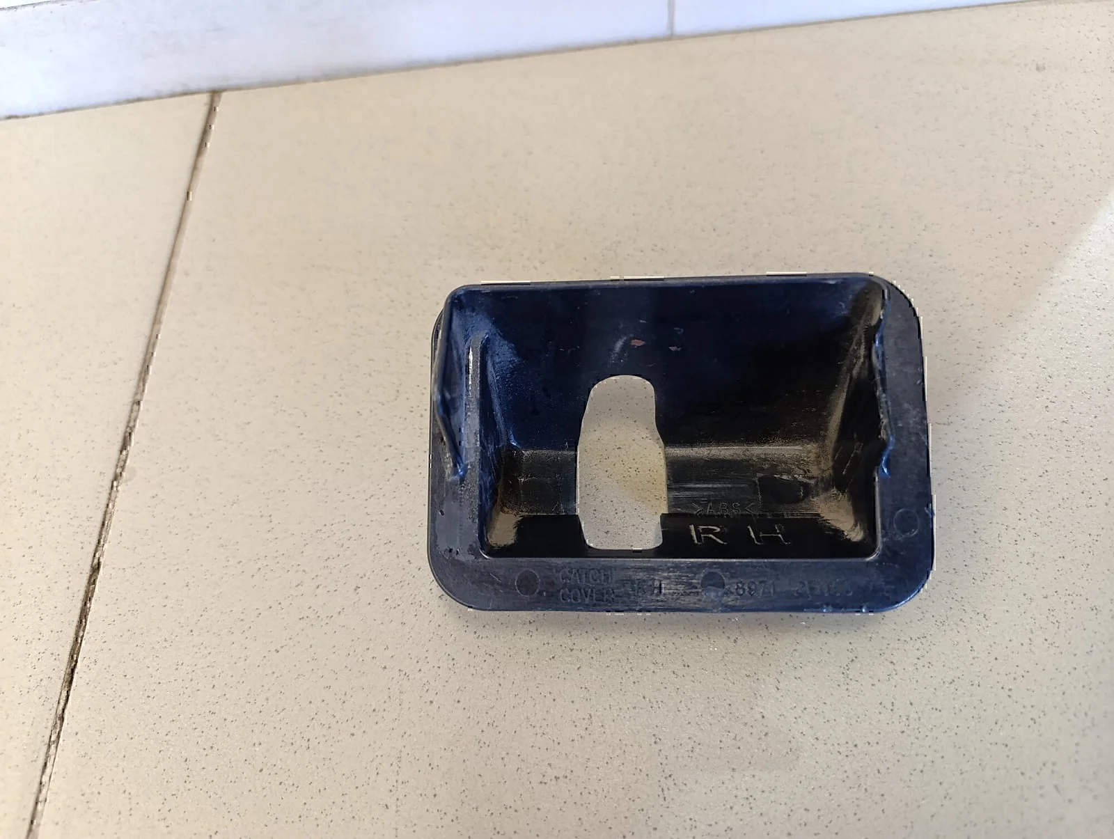 Накладка (кузов внутри) Hyundai-KIA Cerato 2004-2008 - миниатюра 3