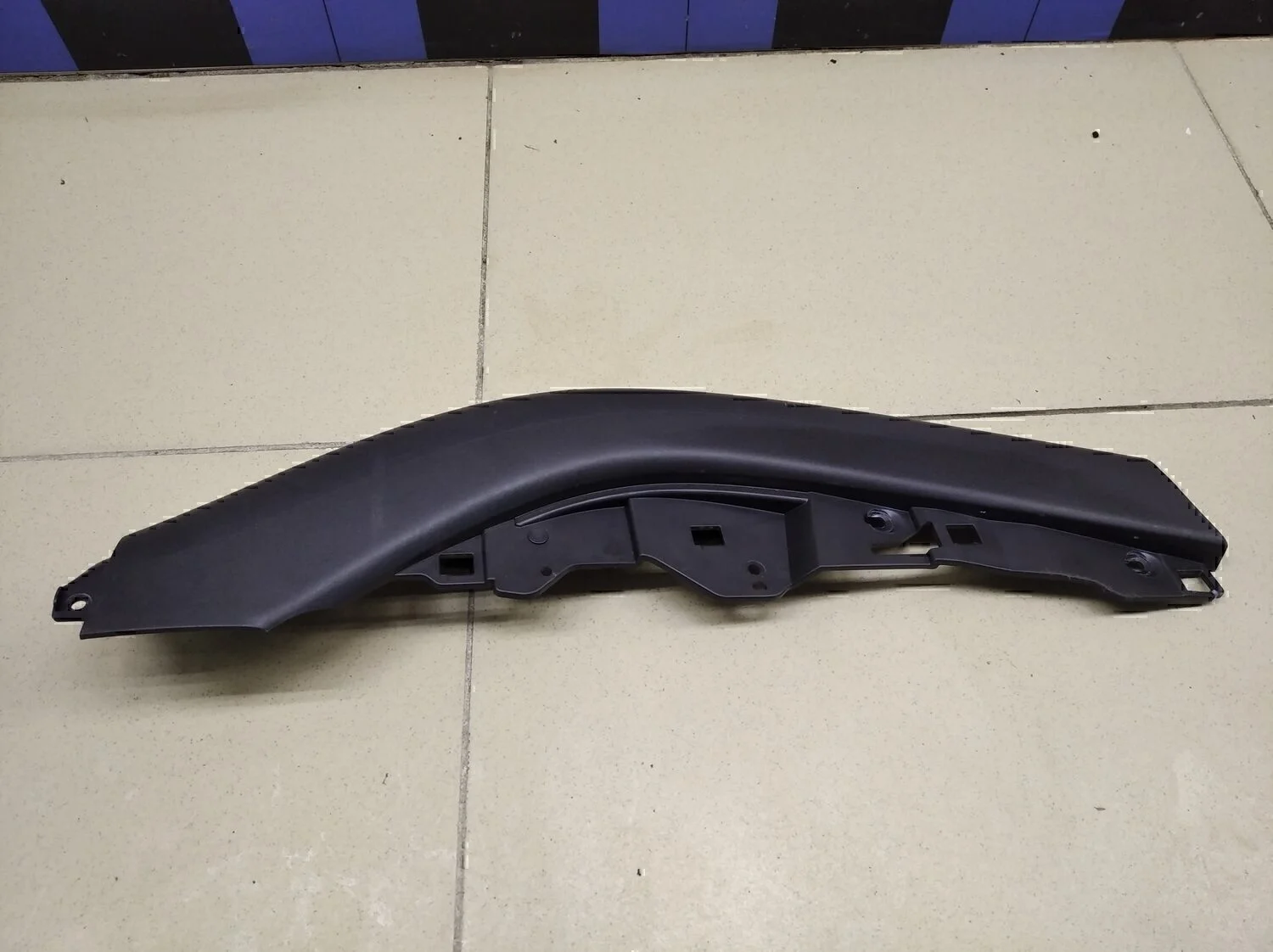 Консоль Peugeot-Citroen C-Crosser 2008-2013 - изображение 1