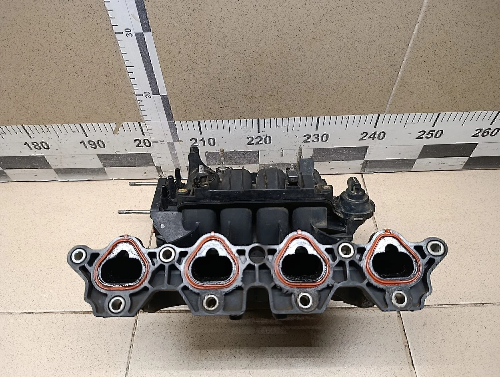 Коллектор впускной Chevrolet Aveo (T250) 2005-2011 - миниатюра 10