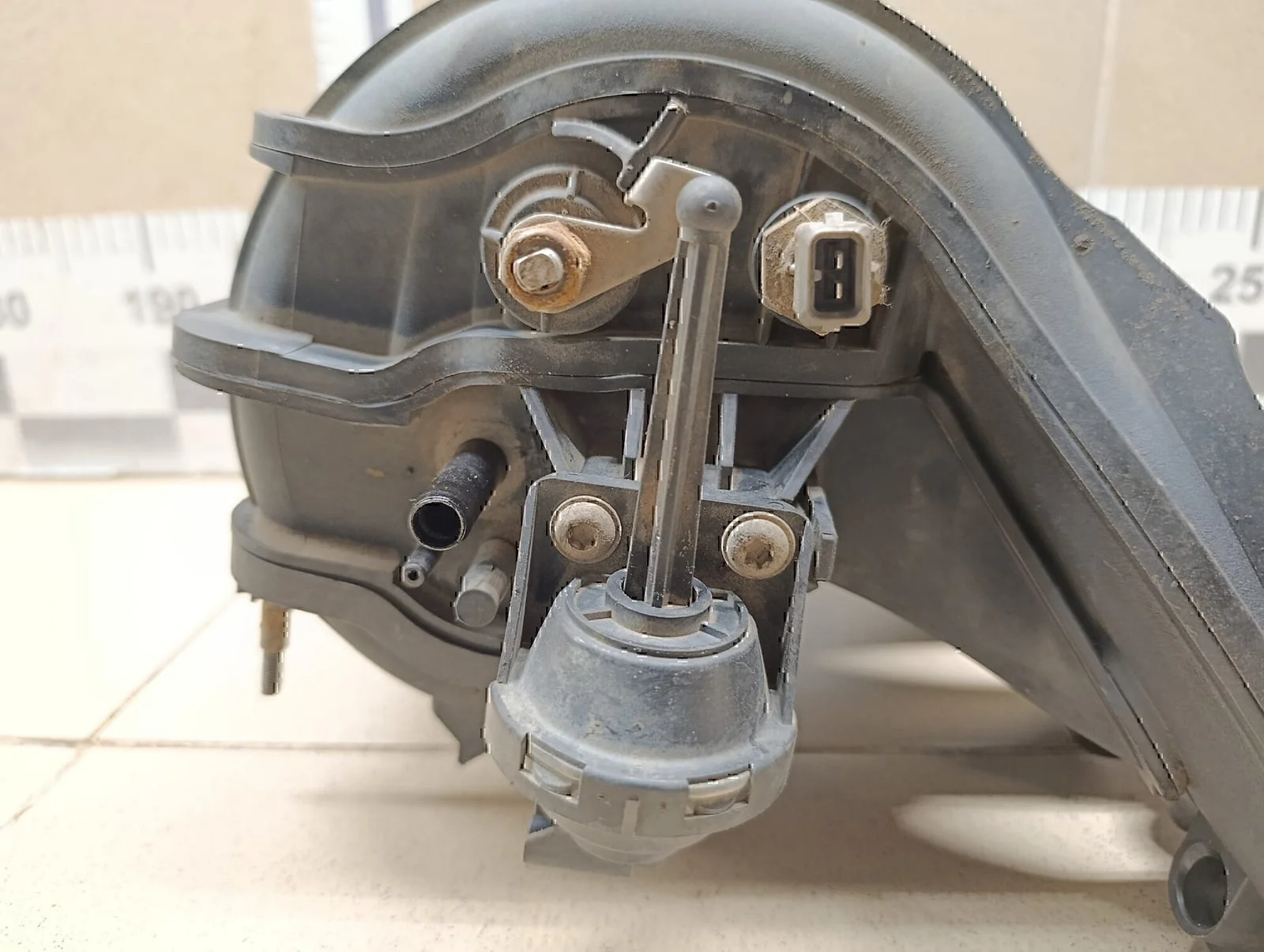 Коллектор впускной Chevrolet Aveo (T250) 2005-2011 - миниатюра 4
