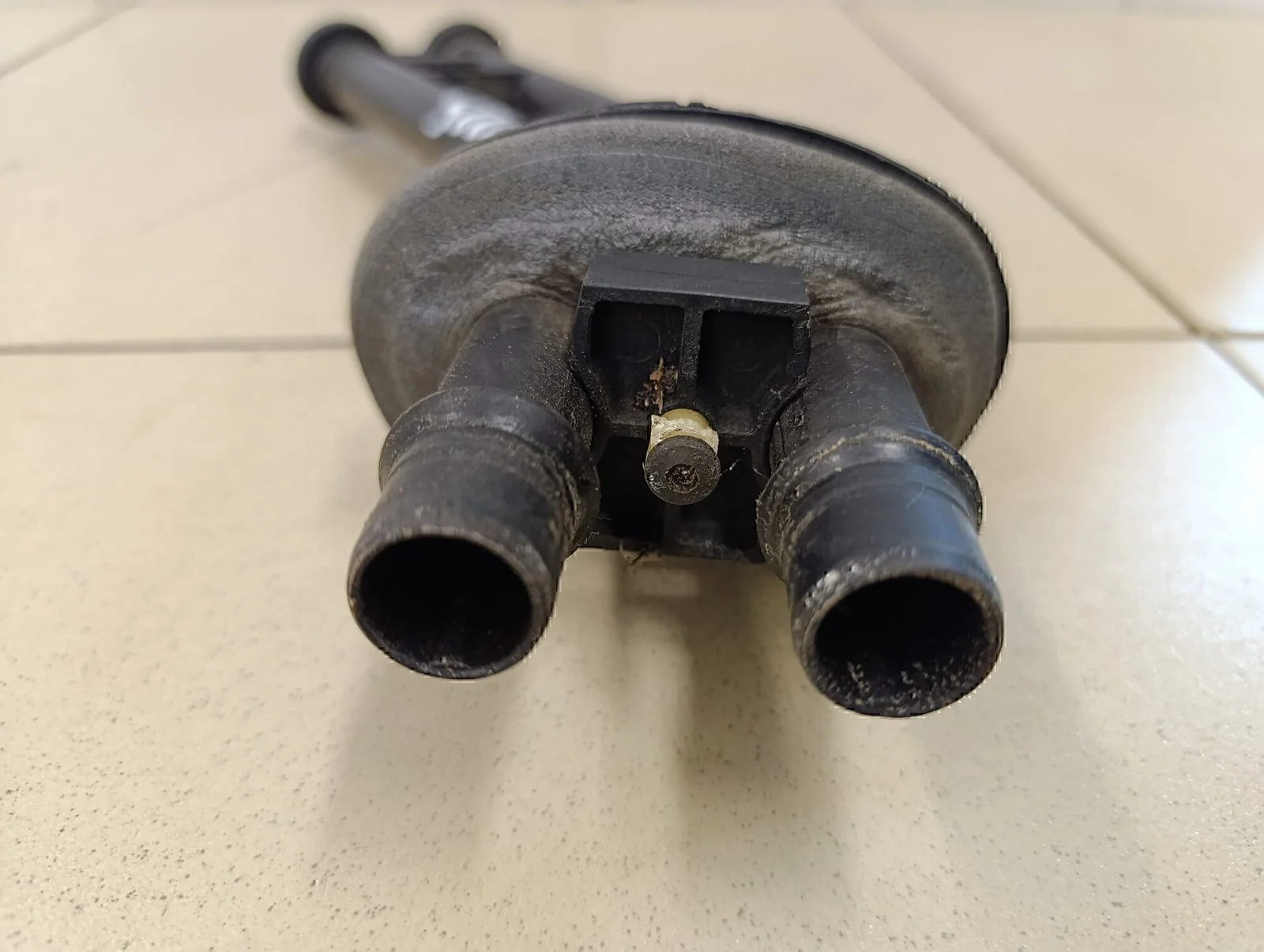 Патрубок отопителя Peugeot-Citroen C4 2005-2011 - миниатюра 2