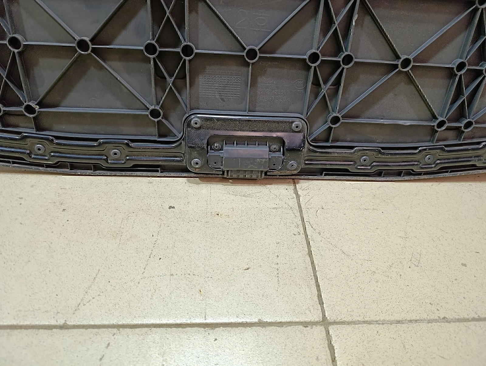 Пол багажника Hyundai-KIA Tucson 2004-2010 - миниатюра 6