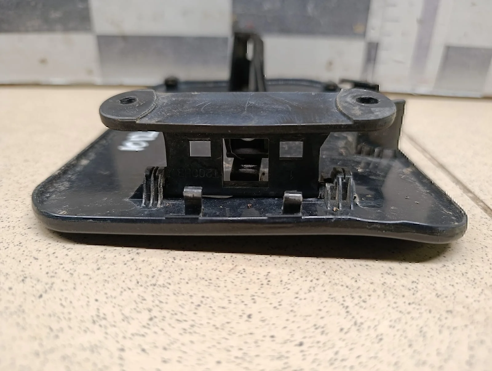 Лючок бензобака - миниатюра 3