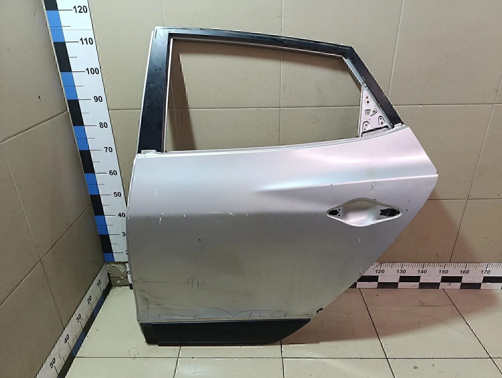 Дверь задняя левая Hyundai-KIA ix35/Tucson 2010-2015 - изображение 1