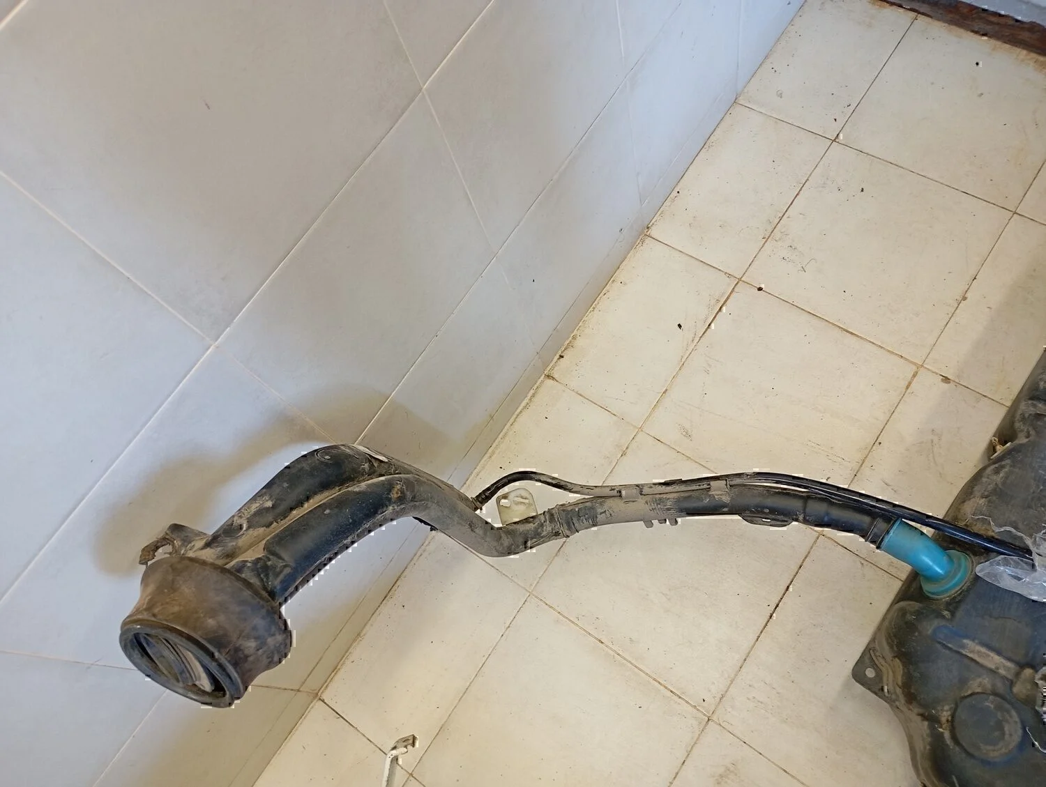 Бак топливный PEUGEOT 307 2001-2007 - миниатюра 3
