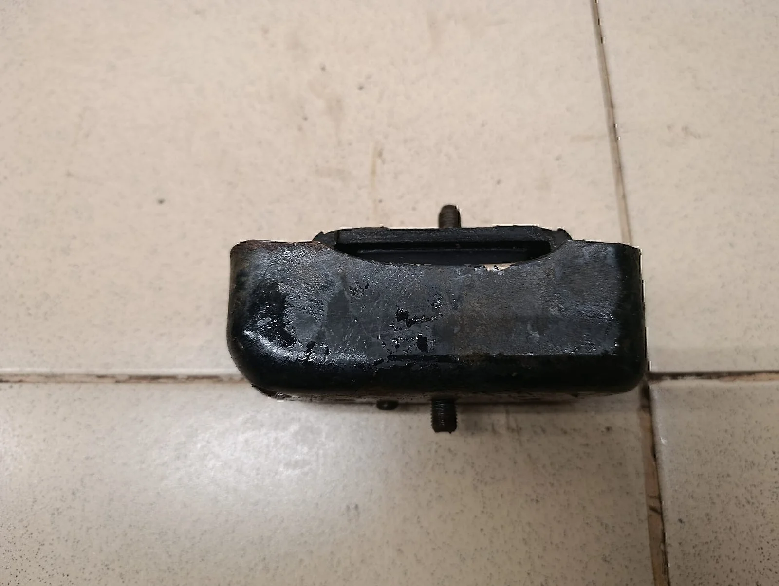Опора двигателя MAZDA BT-50 2006-2012 - миниатюра 5