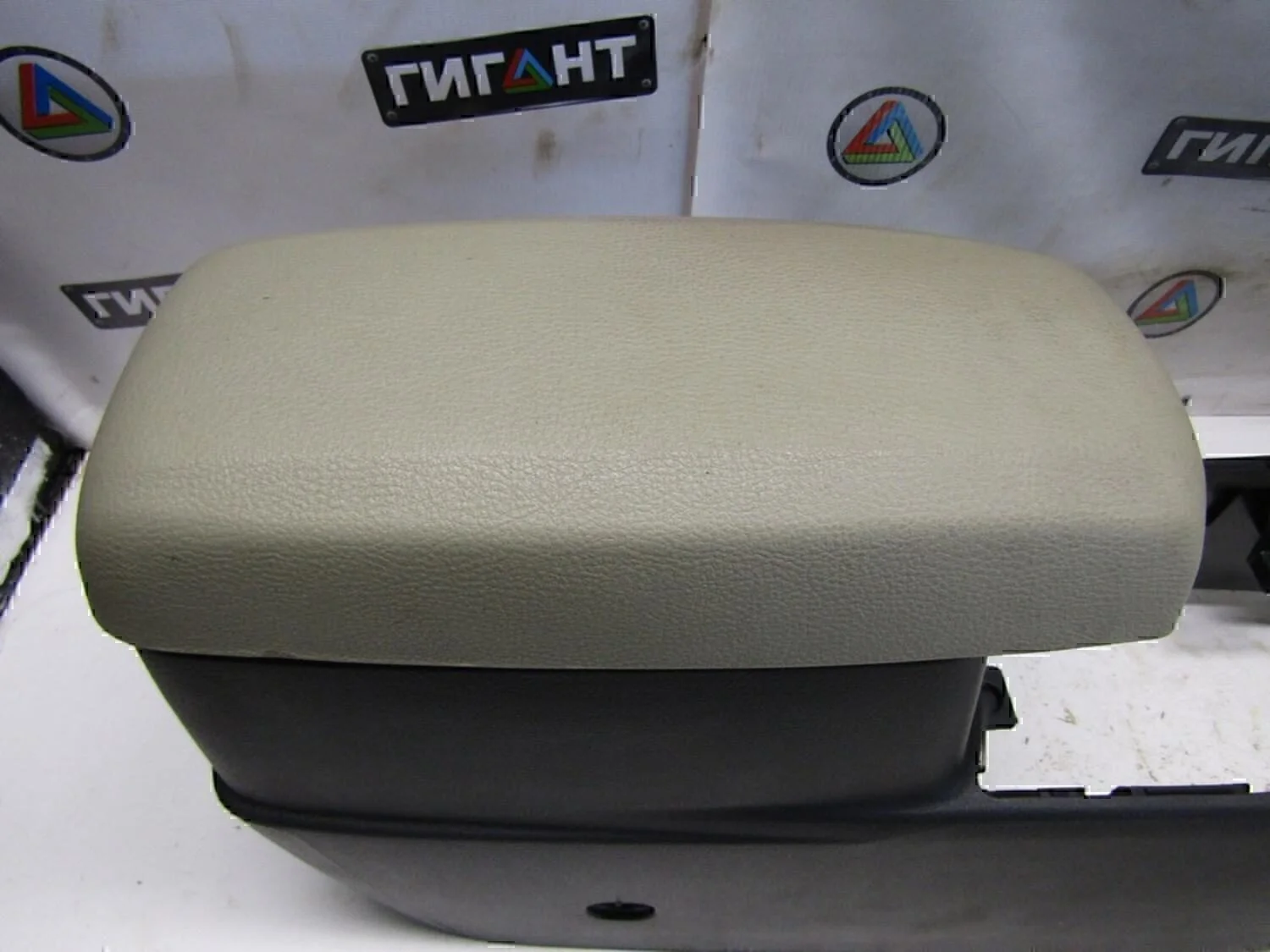 Консоль FAW Besturn(B50) 2009-2016 - миниатюра 3