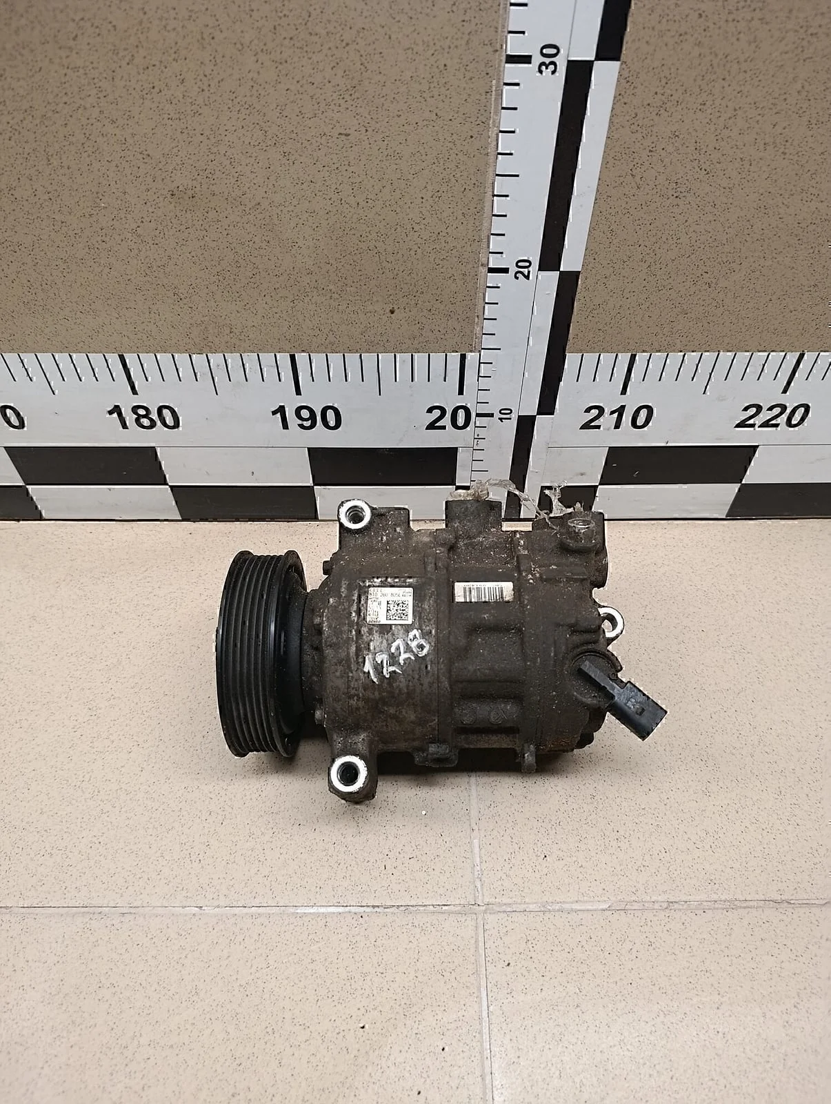 Компрессор системы кондиционирования Audi Transporter T5 2003-2015