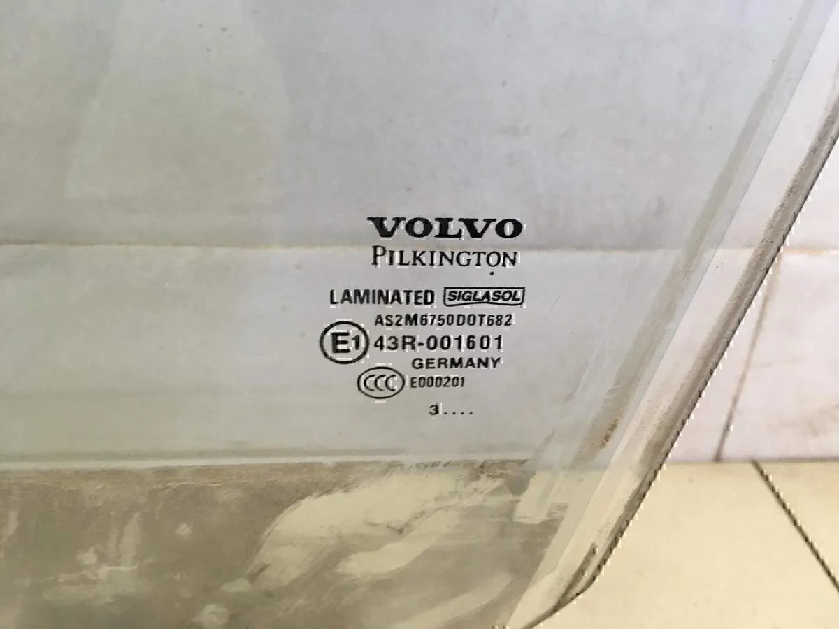 Стекло двери передней левой VOLVO XC90 2002-2015 - миниатюра 3
