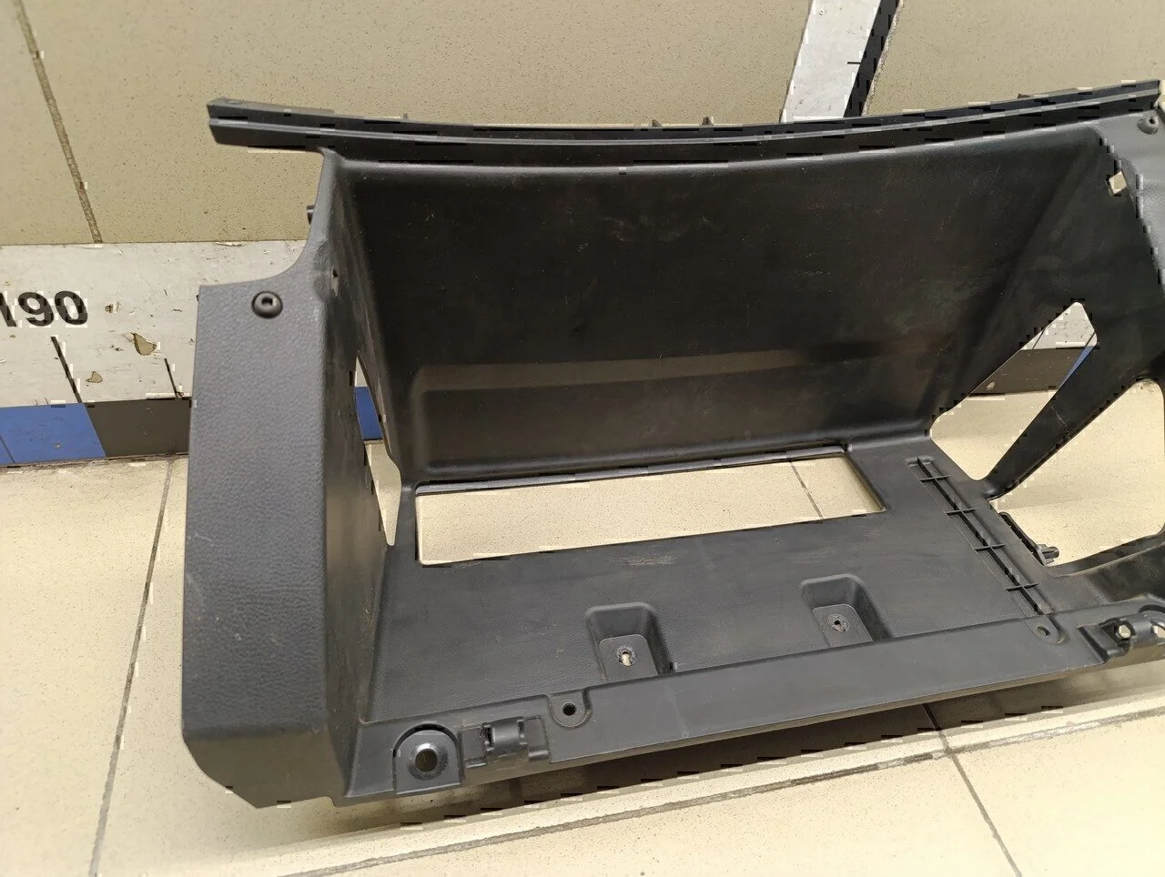 Бардачок Hyundai-KIA Elantra 2011-2016 - миниатюра 3