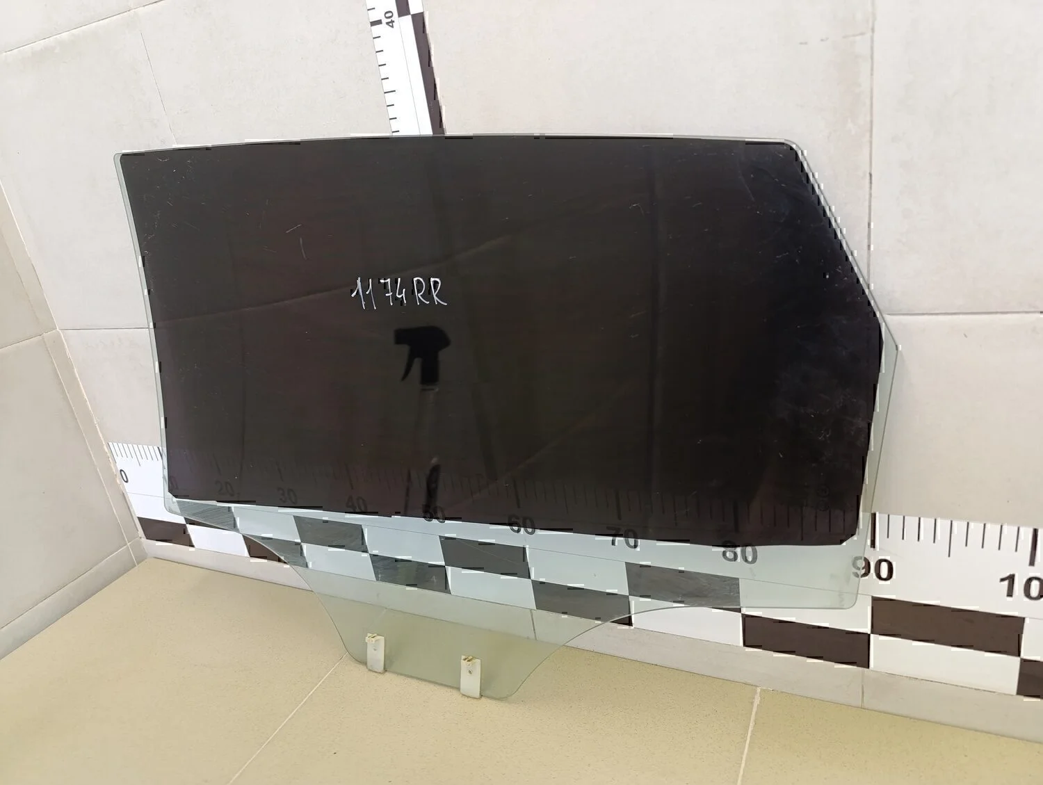 Стекло двери задней правой Hyundai-KIA RIO 2011-2017 - миниатюра 4