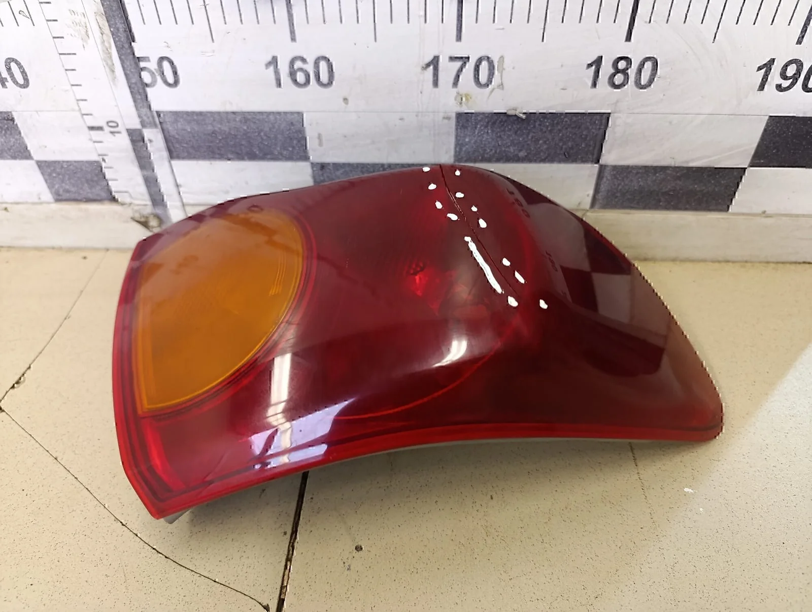 Фонарь задний наружный левый TOYOTA Corolla E15 2006-2013