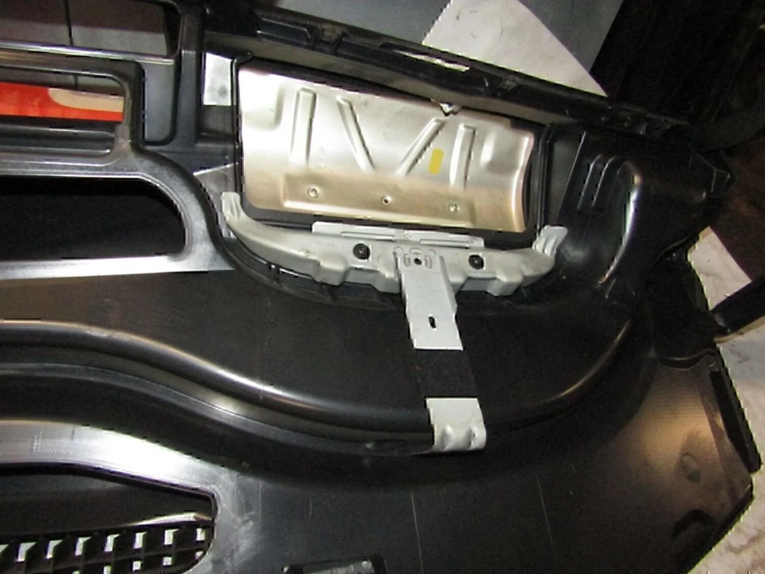 Торпедо VW Golf IV/Bora 1997-2005 - миниатюра 9
