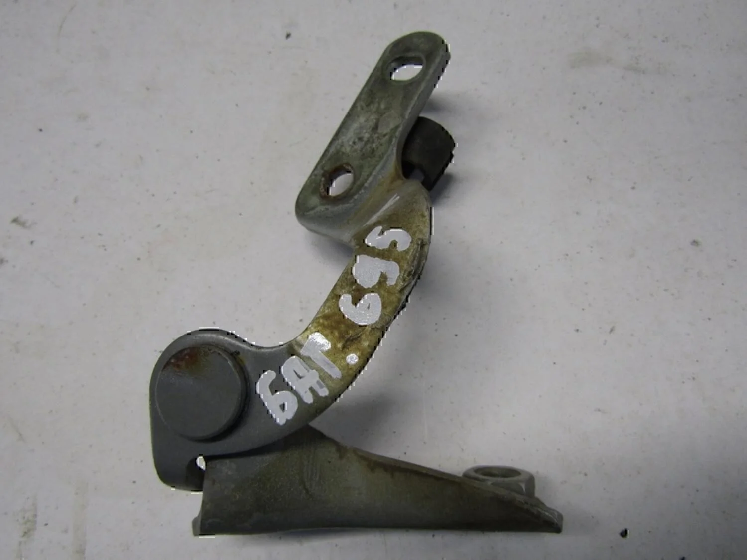 Петля двери багажника Chery Amulet (A15) 2006> - изображение 1