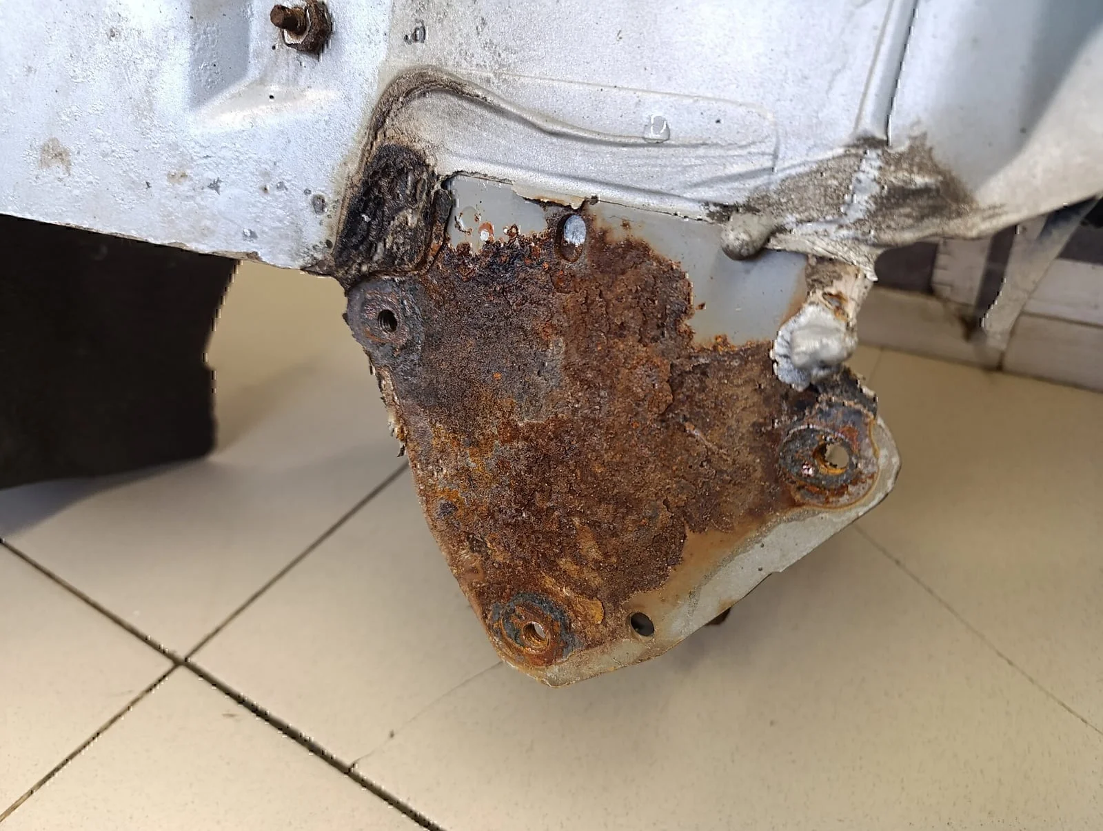 Панель задняя Peugeot-Citroen C3 2002-2009 - миниатюра 3