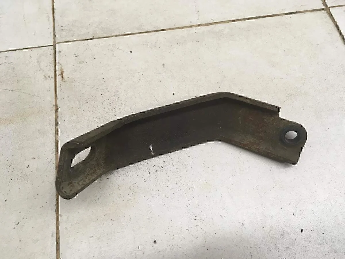 Кронштейн впускного коллектора RENAULT Logan 2005-2014 - миниатюра 2