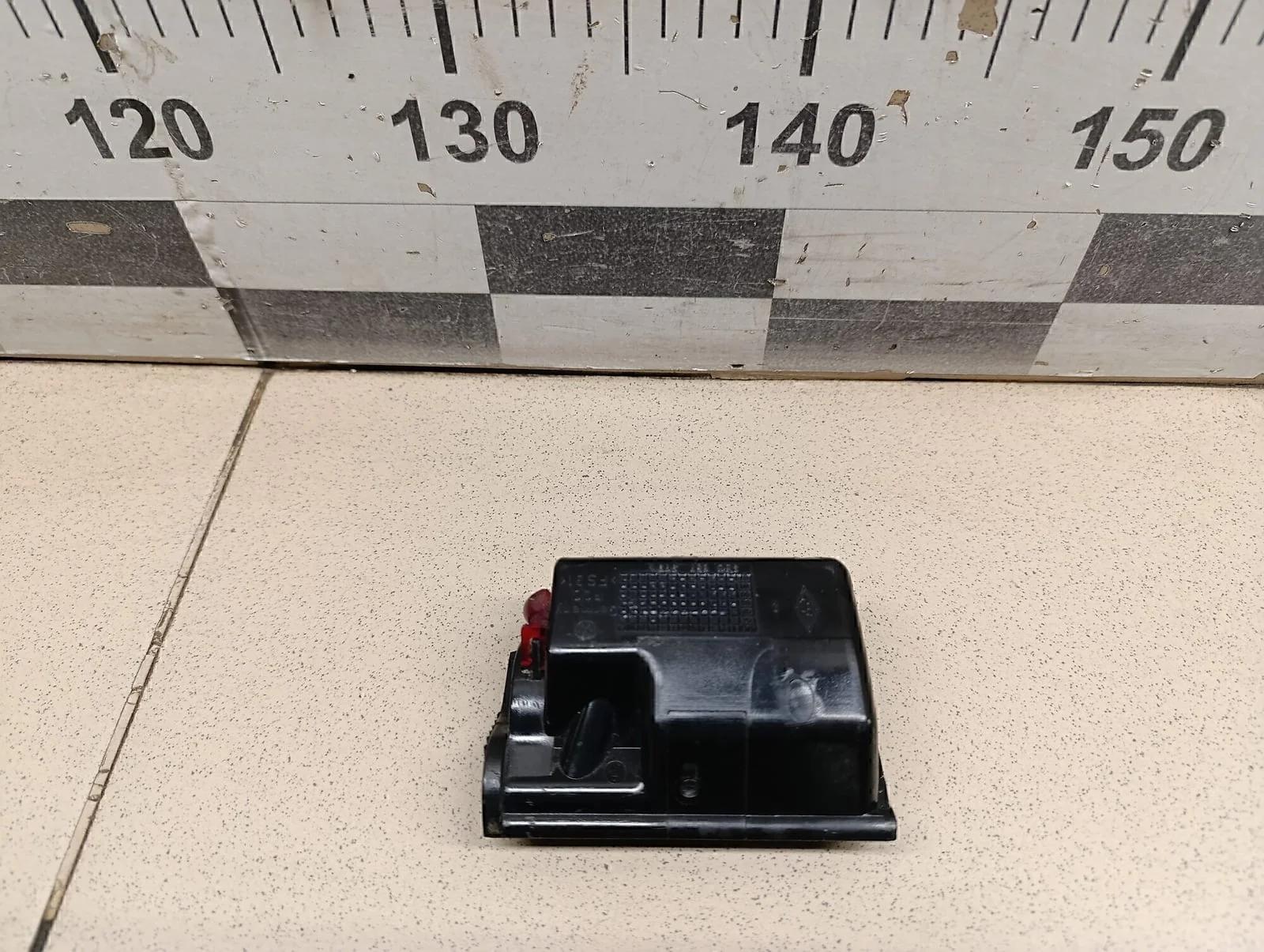 Пепельница передняя VW Passat [B5] 2000-2005 - миниатюра 3