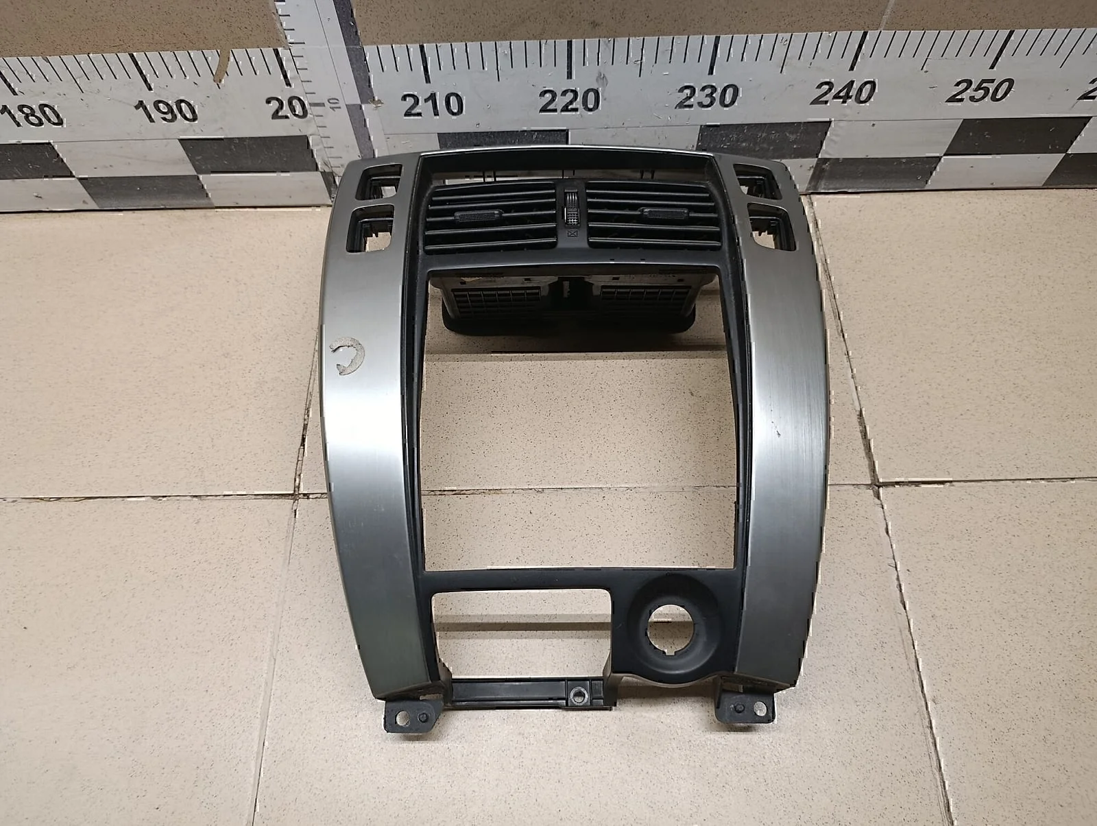Накладка декоративная Hyundai-KIA Tucson 2004-2010 - изображение 1