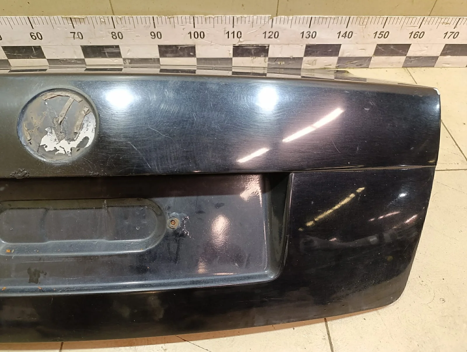 Крышка багажника VW Passat [B5] 2000-2005 - миниатюра 3