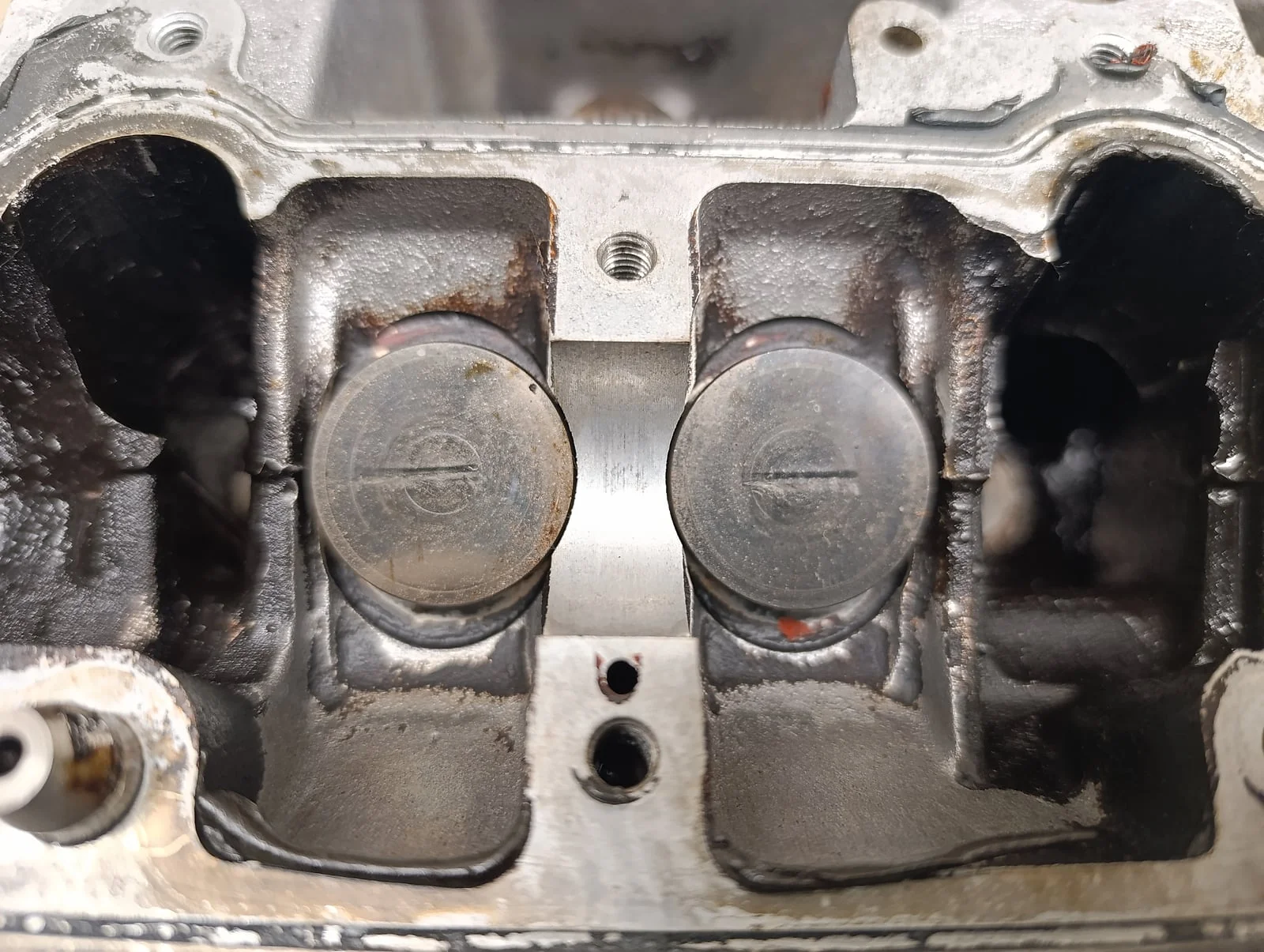 Головка блока Peugeot-Citroen C5 2001-2005 - миниатюра 7
