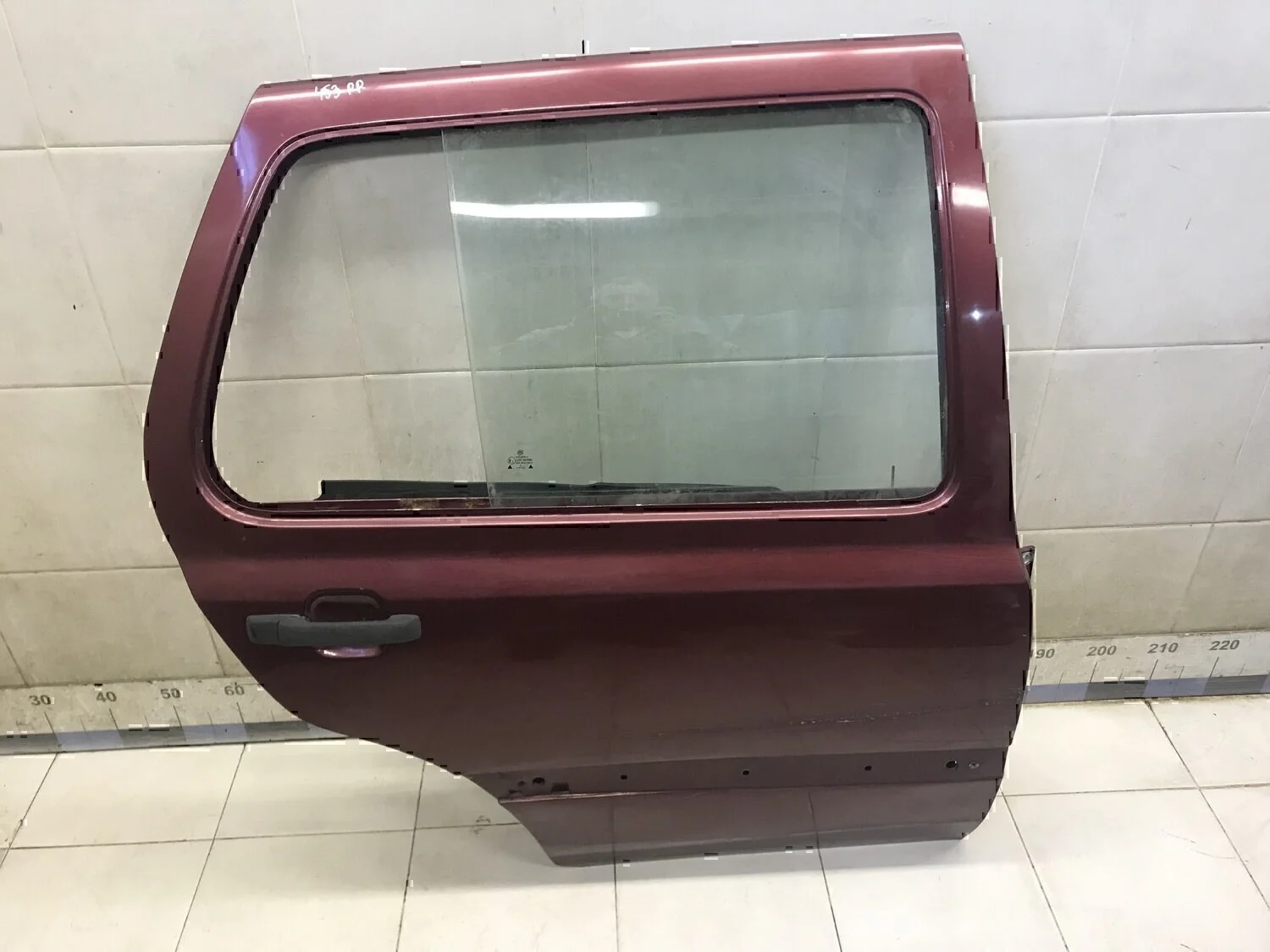 Дверь задняя правая VW Golf III/Vento 1991-1997 - изображение 1