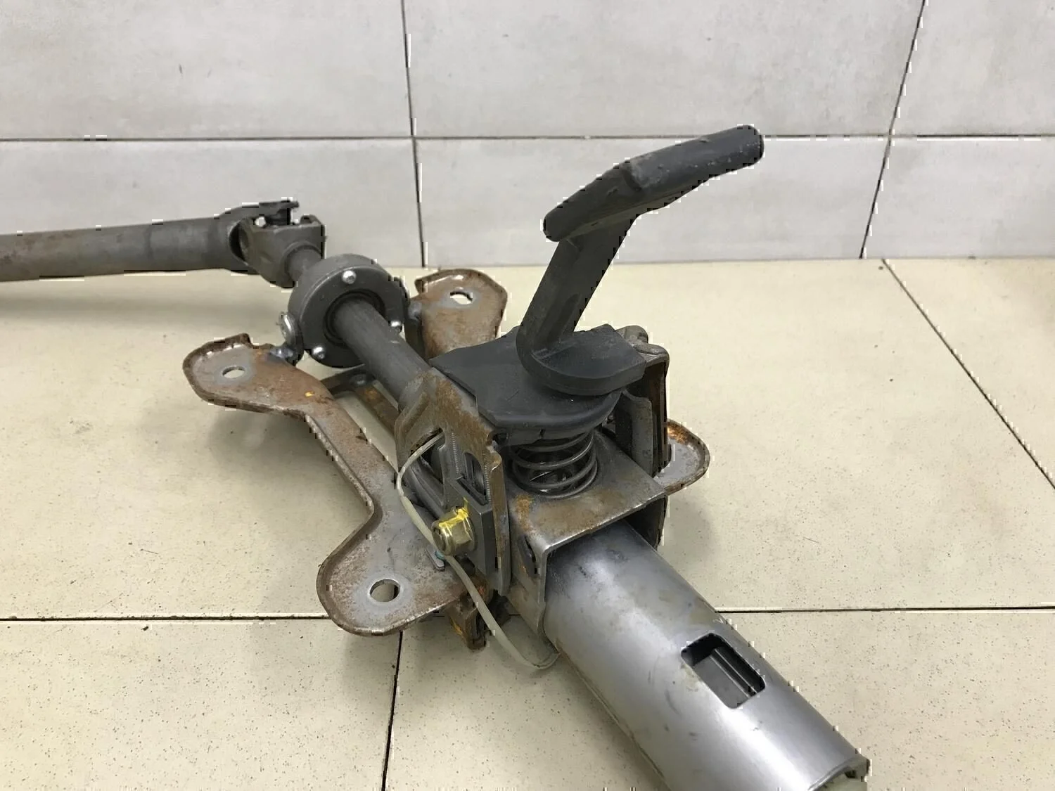 Колонка рулевая FORD Fiesta 2001-2007 - миниатюра 3