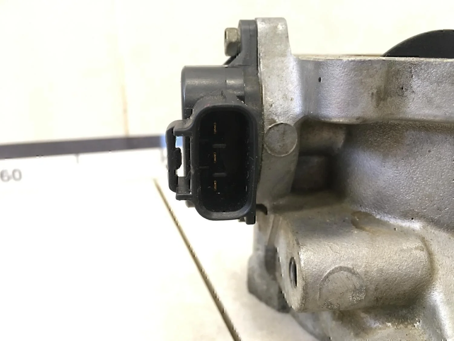 Заслонка воздушная Subaru Legacy Outback (B13) 2003-2009 - миниатюра 6