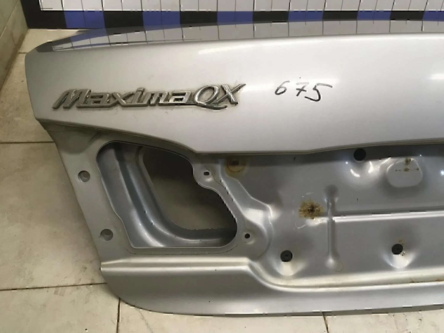 Крышка багажника NISSAN Maxima (A33) 2000-2005 - миниатюра 6