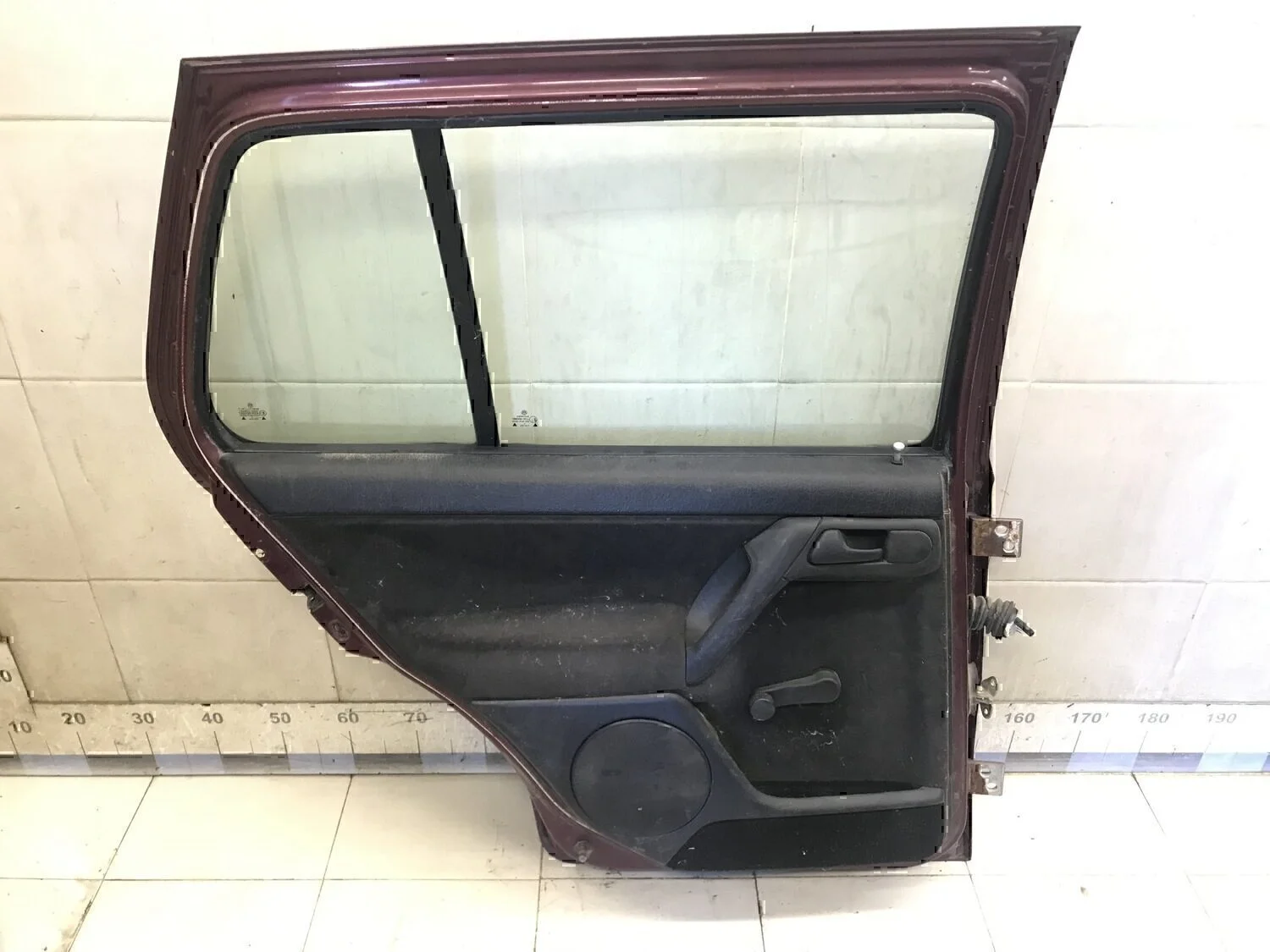 Дверь задняя левая VW Golf III/Vento 1991-1997 - миниатюра 2