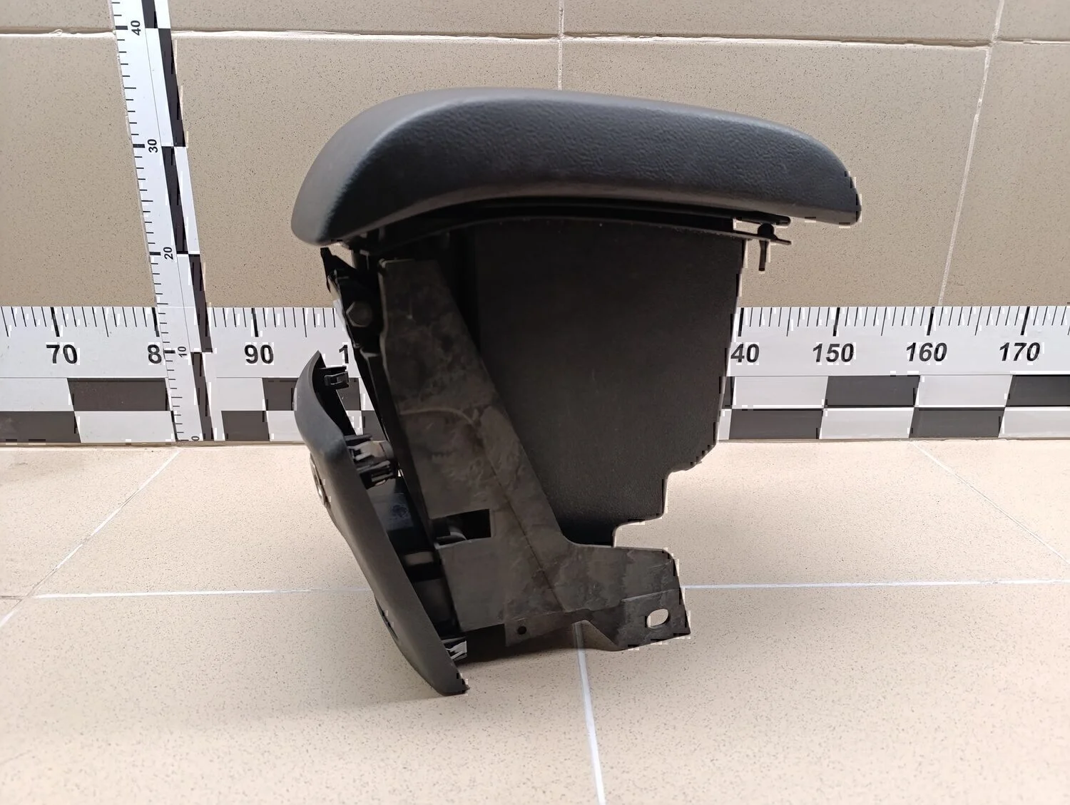Подлокотник FORD S-MAX 2006-2015 - миниатюра 3