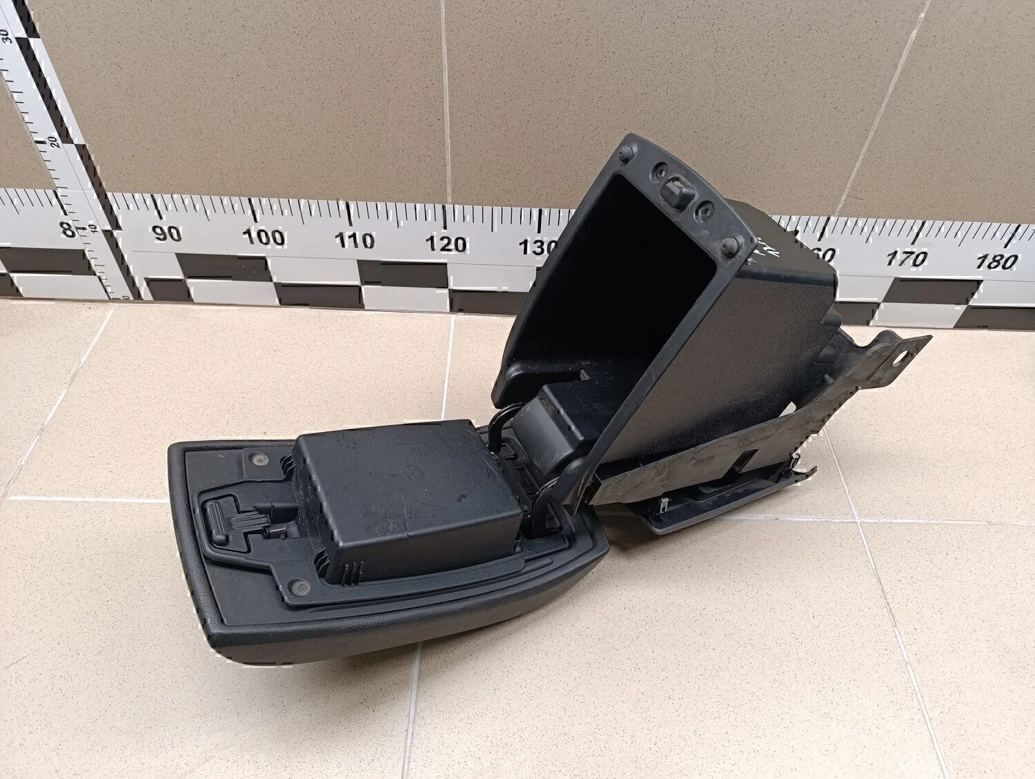 Подлокотник FORD S-MAX 2006-2015 - миниатюра 4