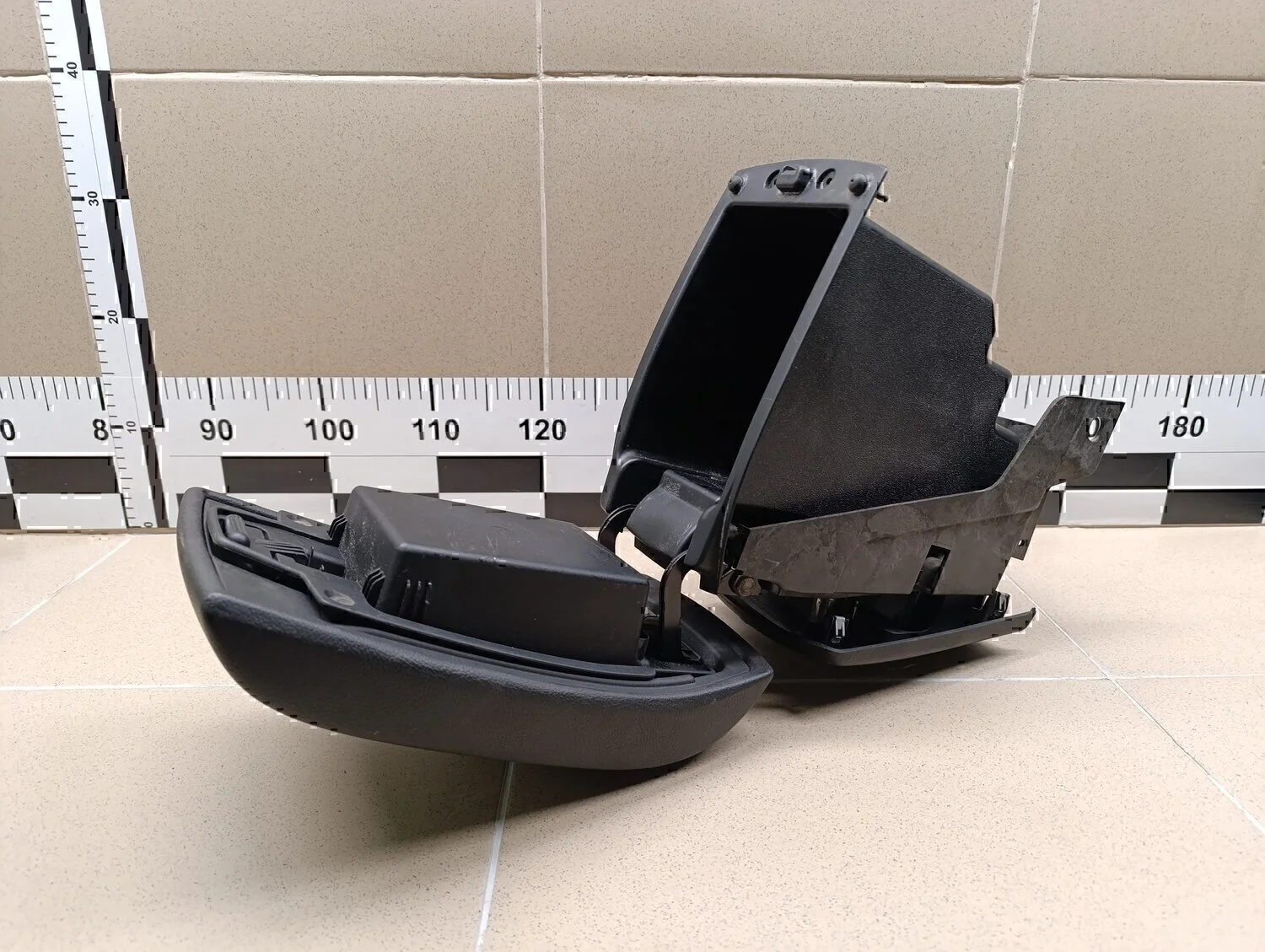 Подлокотник FORD S-MAX 2006-2015 - миниатюра 5