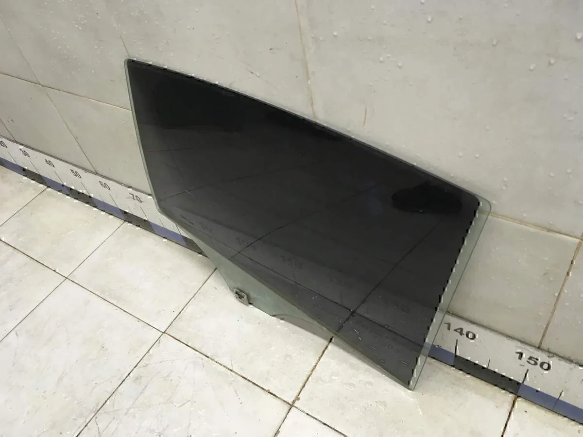 Стекло двери задней правой MAZDA Mazda 3 (BL) 2009-2013 - миниатюра 2
