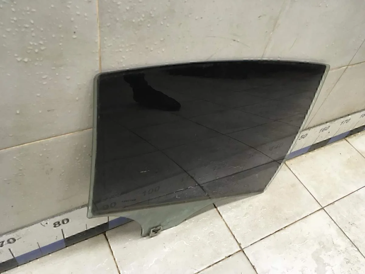 Стекло двери задней правой MAZDA Mazda 3 (BL) 2009-2013 - миниатюра 3