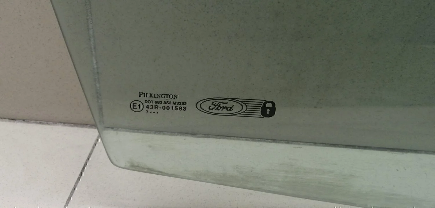Стекло двери передней правой FORD Fusion 2002-2012 - миниатюра 2