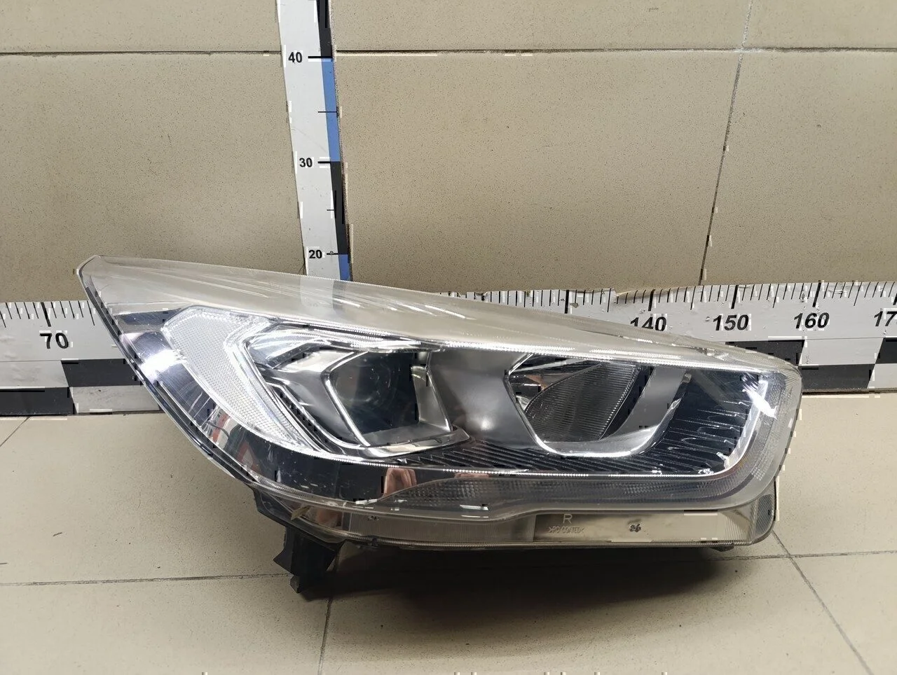 Фара правая FORD Kuga 2012> - миниатюра 2