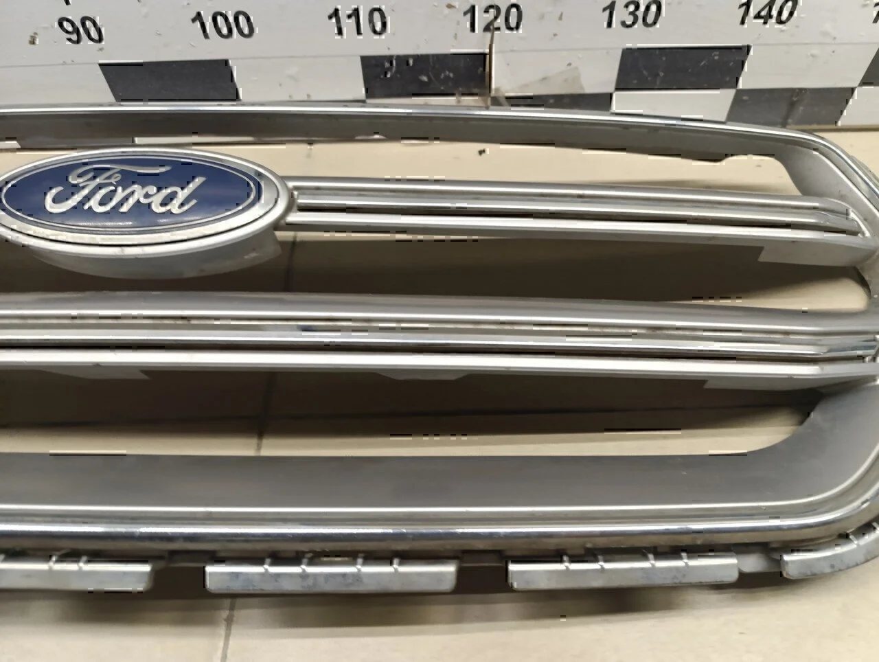 Решетка радиатора FORD Kuga 2012> - миниатюра 7