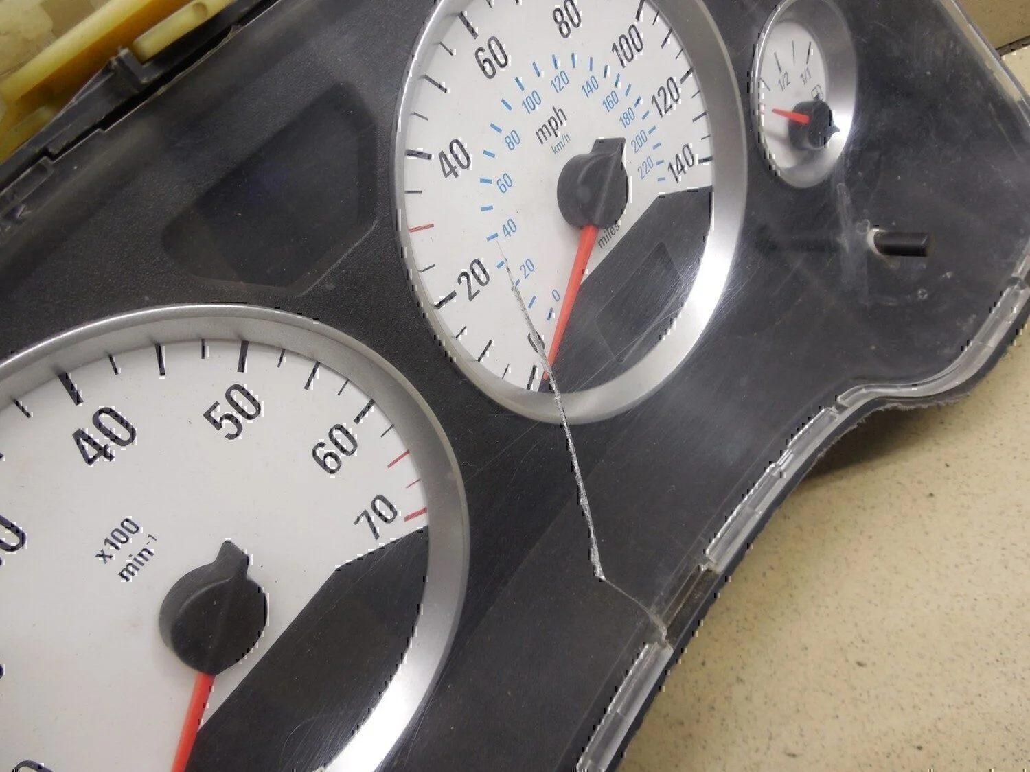 Панель приборов OPEL Astra G 1998-2005 - миниатюра 3