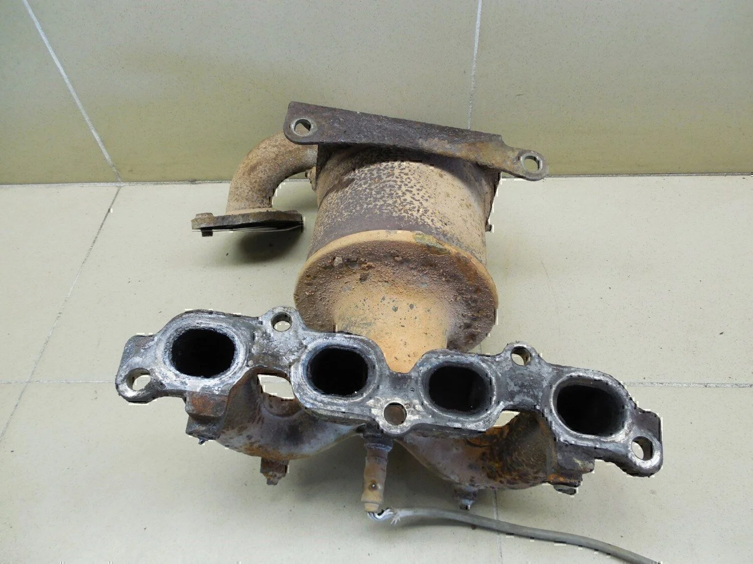 Коллектор выпускной FORD Fusion 2002-2012 - миниатюра 7