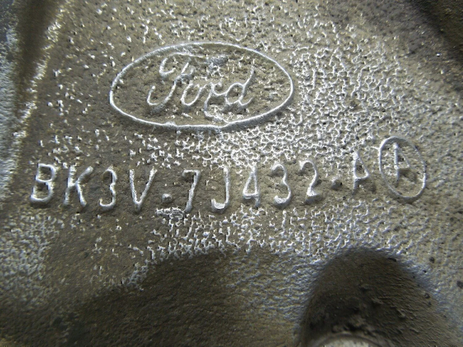 Крышка КПП FORD Transit 2014> - миниатюра 4