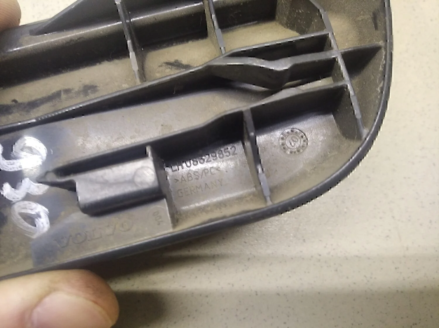 Накладка (кузов внутри) VOLVO S40 2004-2012 - миниатюра 3