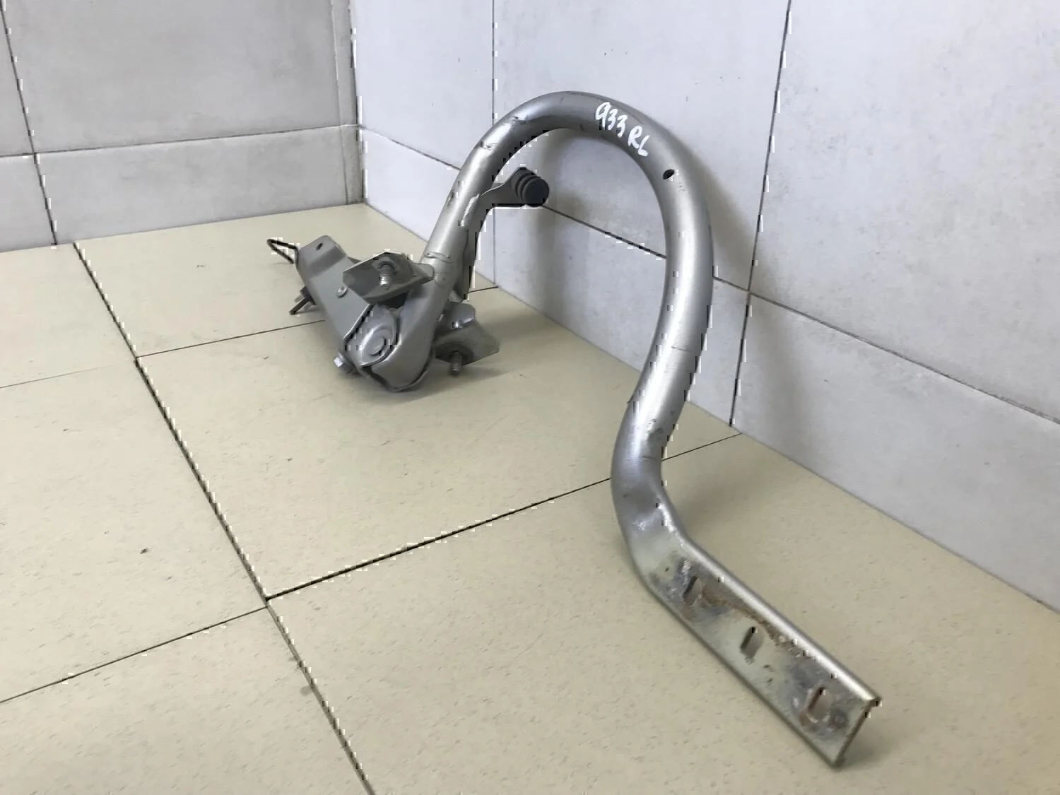 Петля крышки багажника FIAT Marea 1996-2002 - миниатюра 2