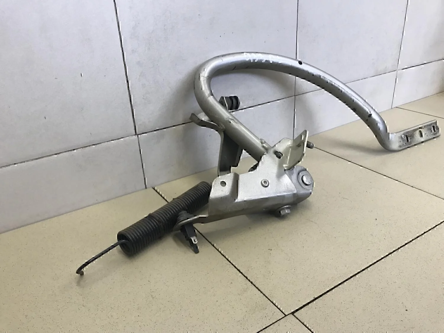 Петля крышки багажника FIAT Marea 1996-2002 - миниатюра 3