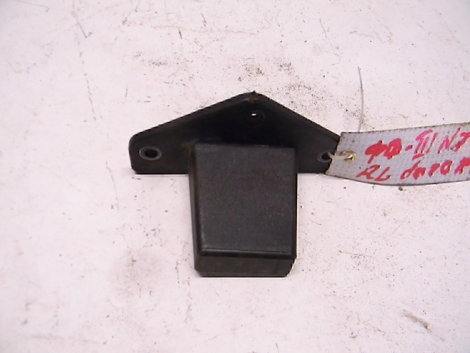 Отбойник двери FORD Focus III 2011> - миниатюра 3