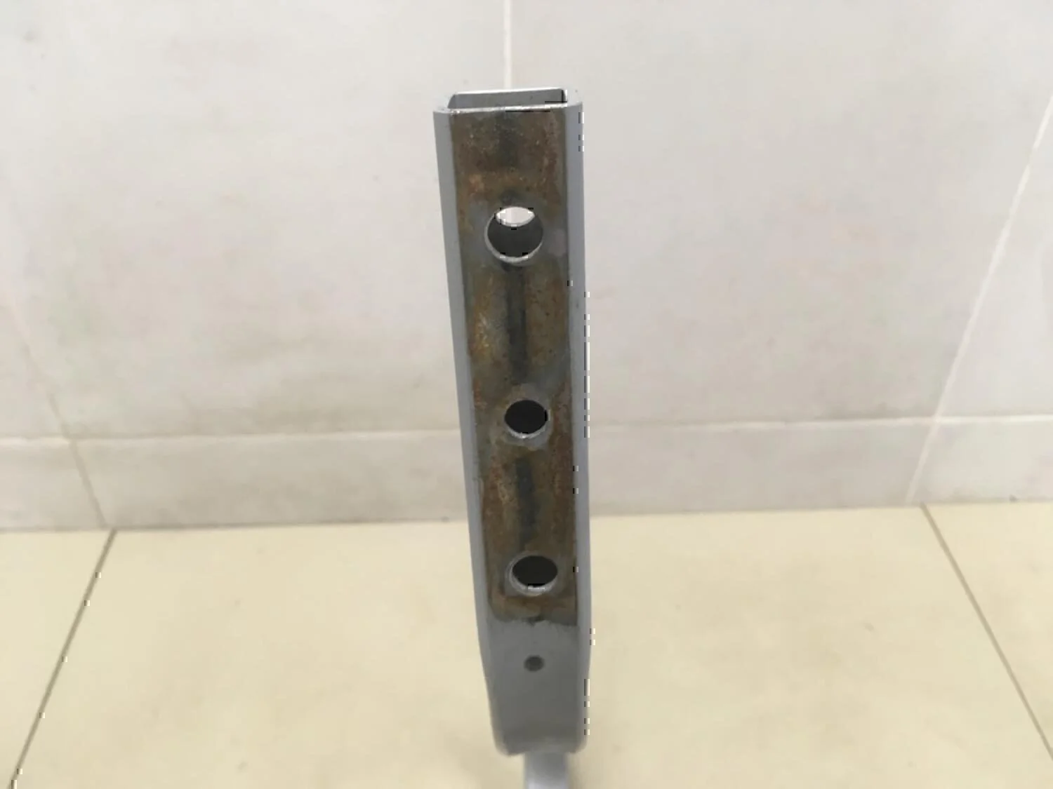 Петля крышки багажника NISSAN Maxima (A33) 2000-2005 - миниатюра 5