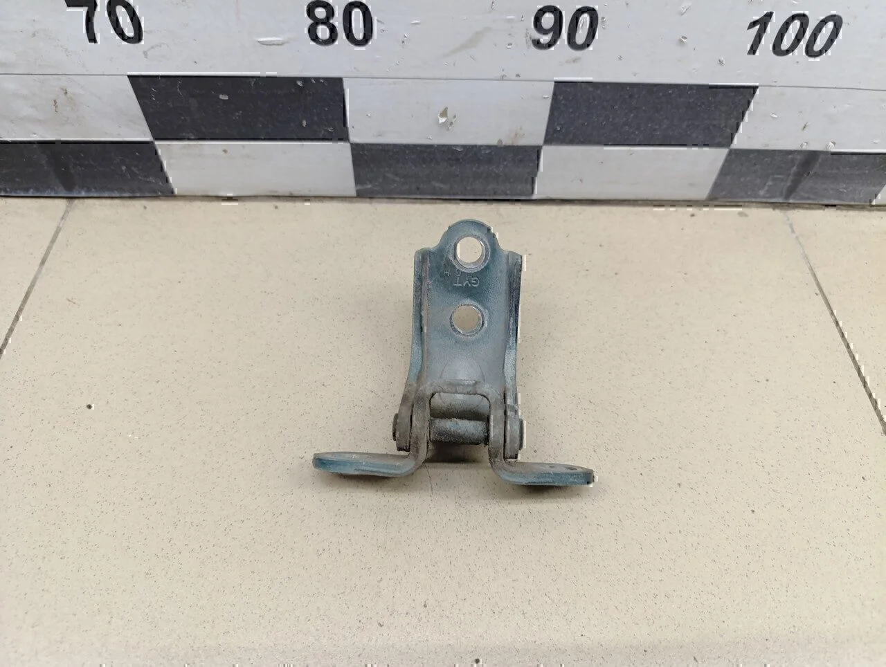 Петля двери Hyundai-KIA Tucson 2004-2010 - миниатюра 4