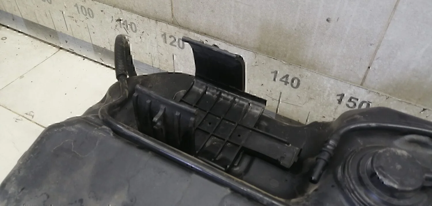 Бак топливный АвтоВАЗ Lada Granta 2011> - миниатюра 3